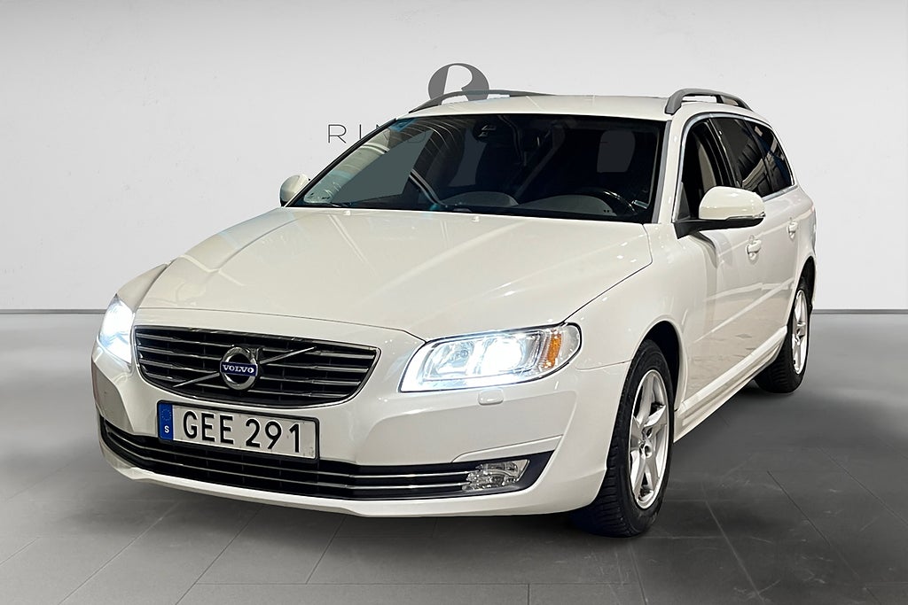 Volvo V70 D4 181 HK AUT MOMENTUM DRAG PDC D-VÄRM 0.41L/MIL 16"