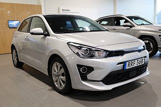 Halvkombi Kia Rio 4 av 21