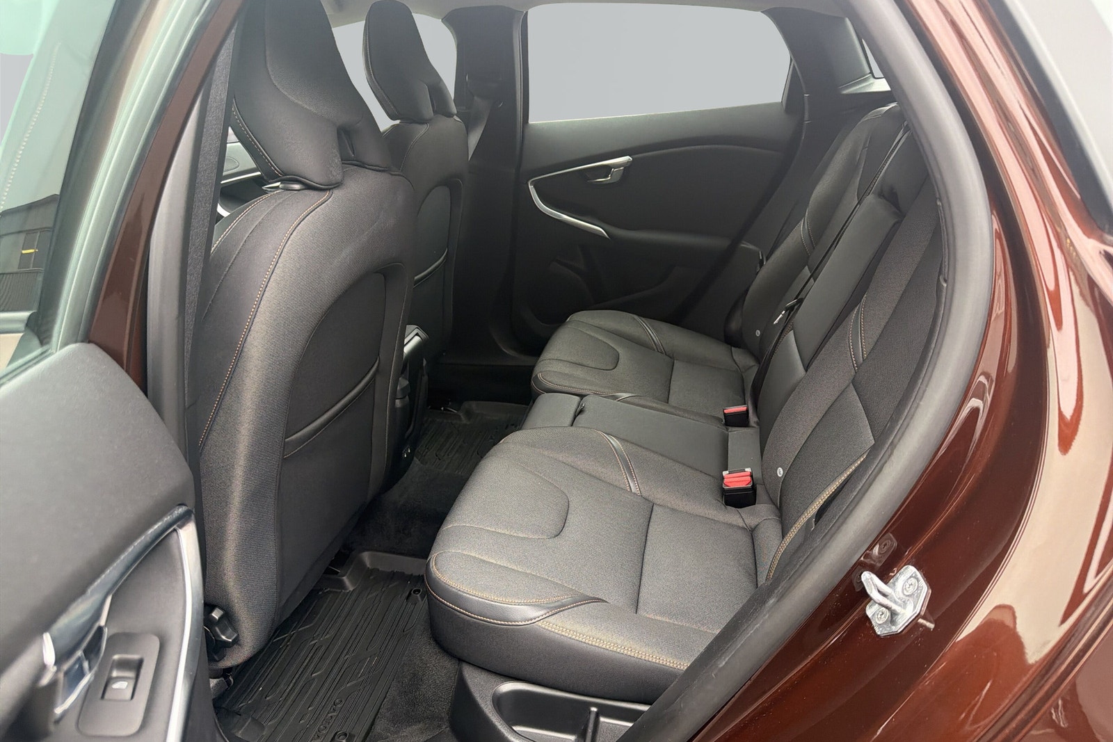 Volvo V40 Cross Country D2 Momentum Business Advanced Drag 2018 - miniatyr 10