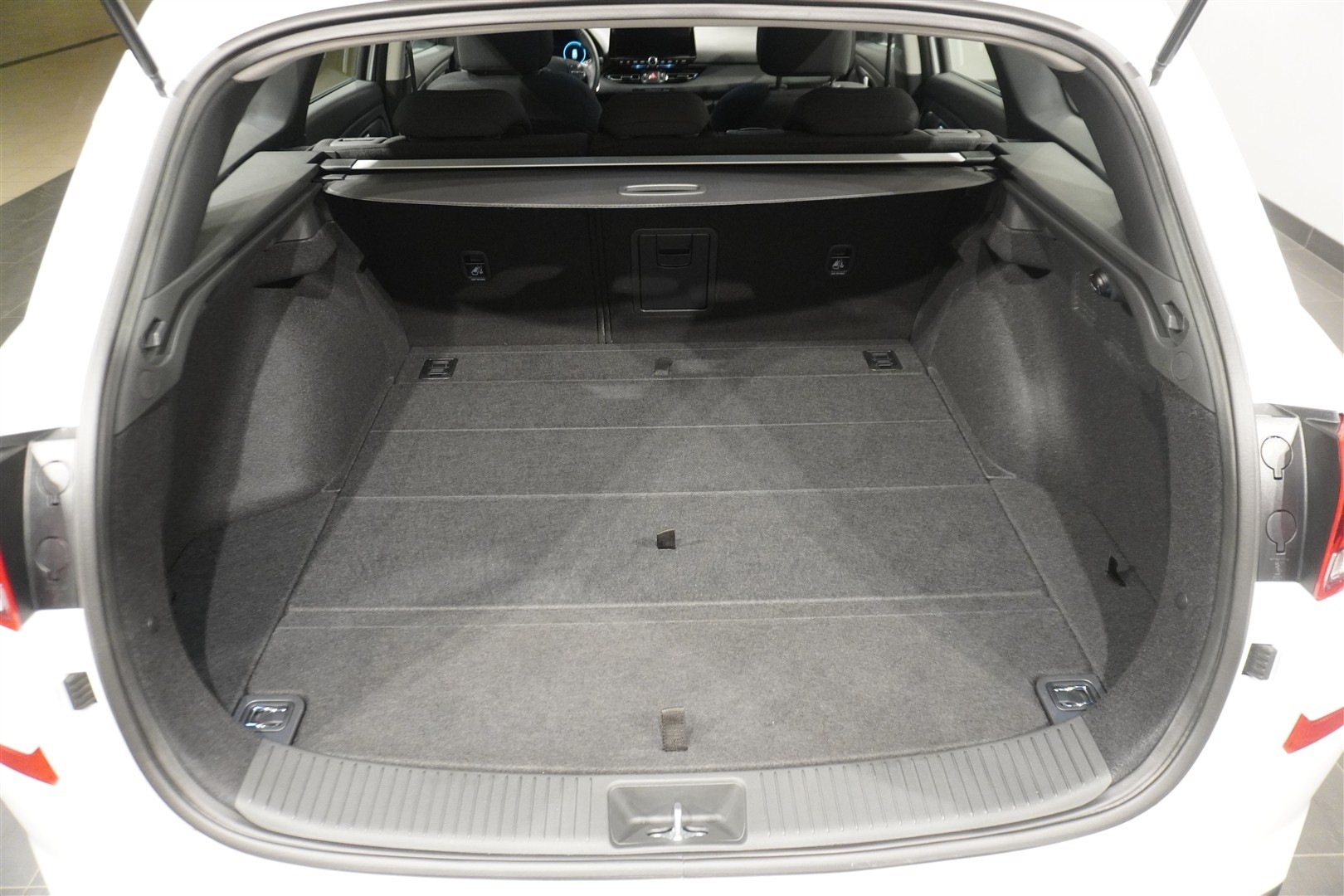 Hyundai i30 2025, bild 6/36