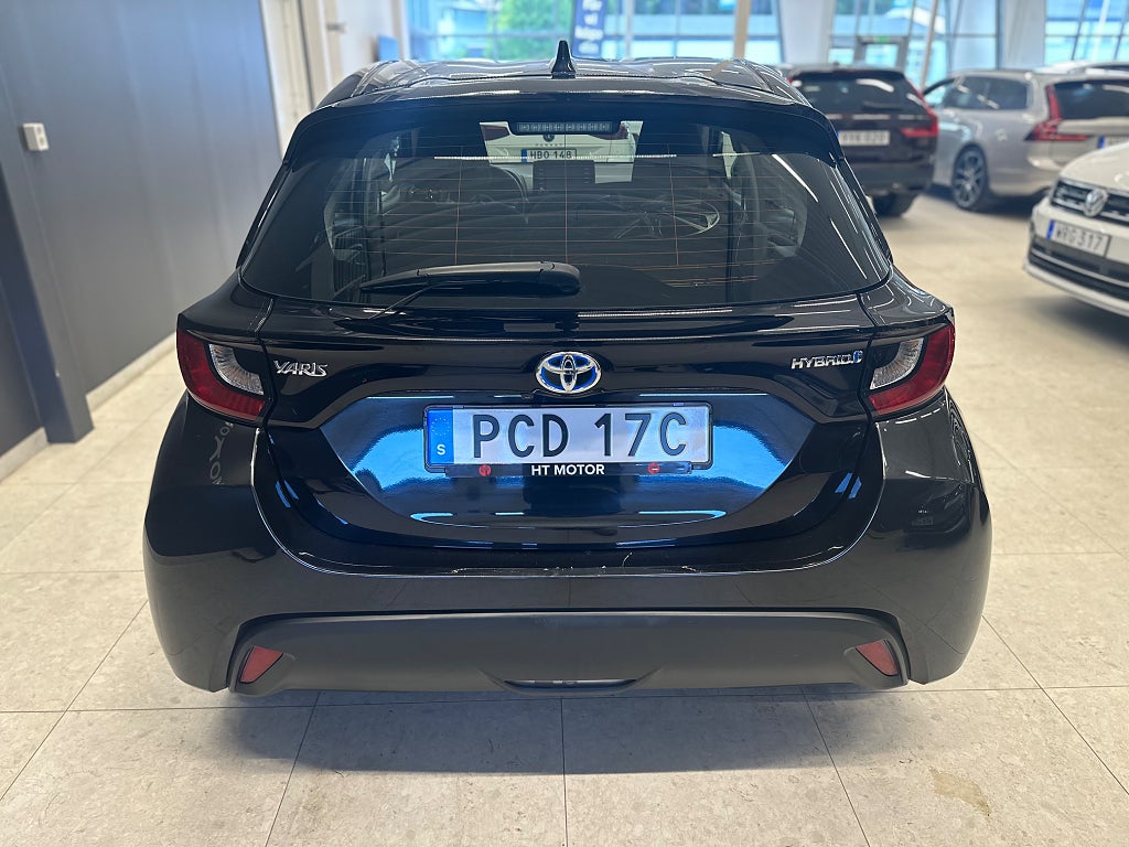 Toyota Yaris Hybrid CVT 4,99% Active/B-Kamera/Rattvärme