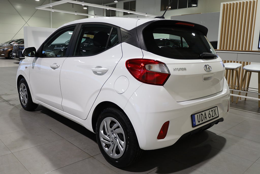 Hyundai i10 1.0 blue AUT Essential CarPlay Rattvärme Leasbar 2022