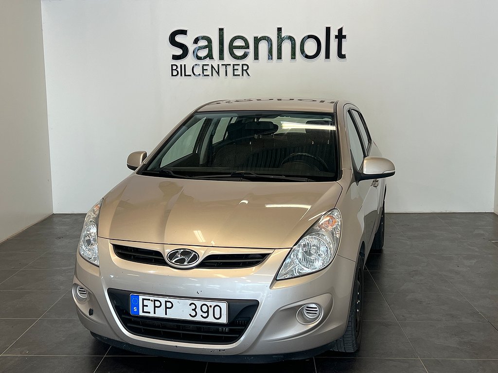 Hyundai i20 5-dörrar 1.4 CRDi Select Mototvärmare