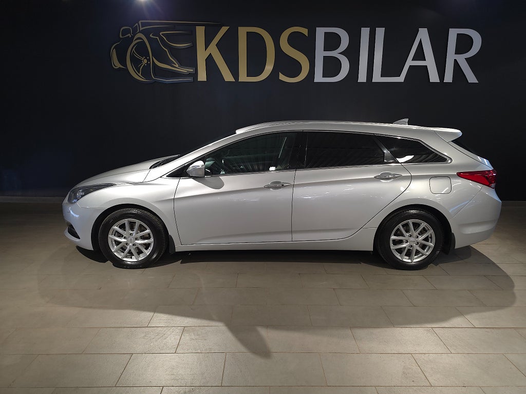 Hyundai i40 CW 1.7 CRDi Automat ComfortPlus Euro6 141hk| Backkamera