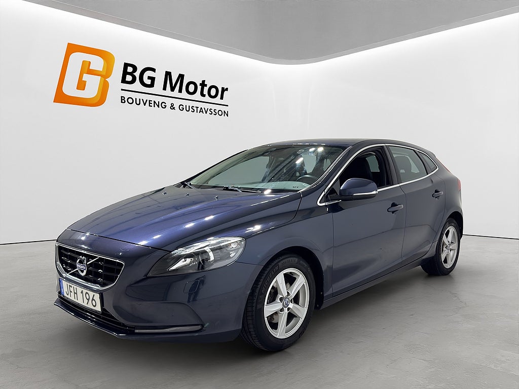 Volvo V40 D2 115HK Momentum Drag/D-värm/PDC/Bluetooth