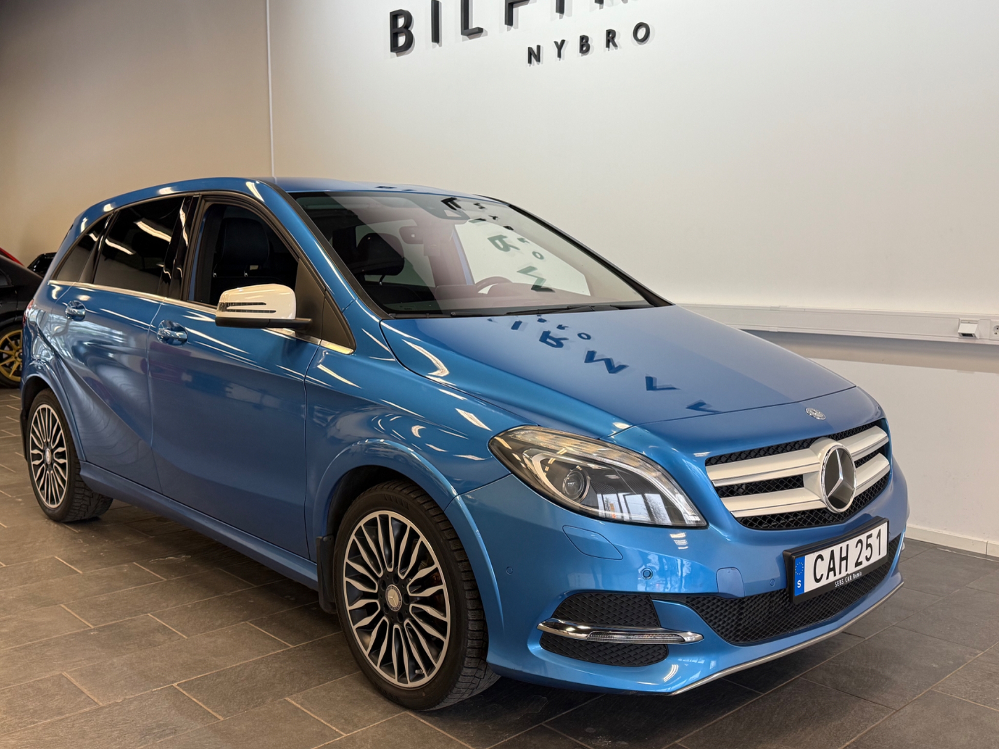 Mercedes-Benz B-Electric 2015, bild 2/27