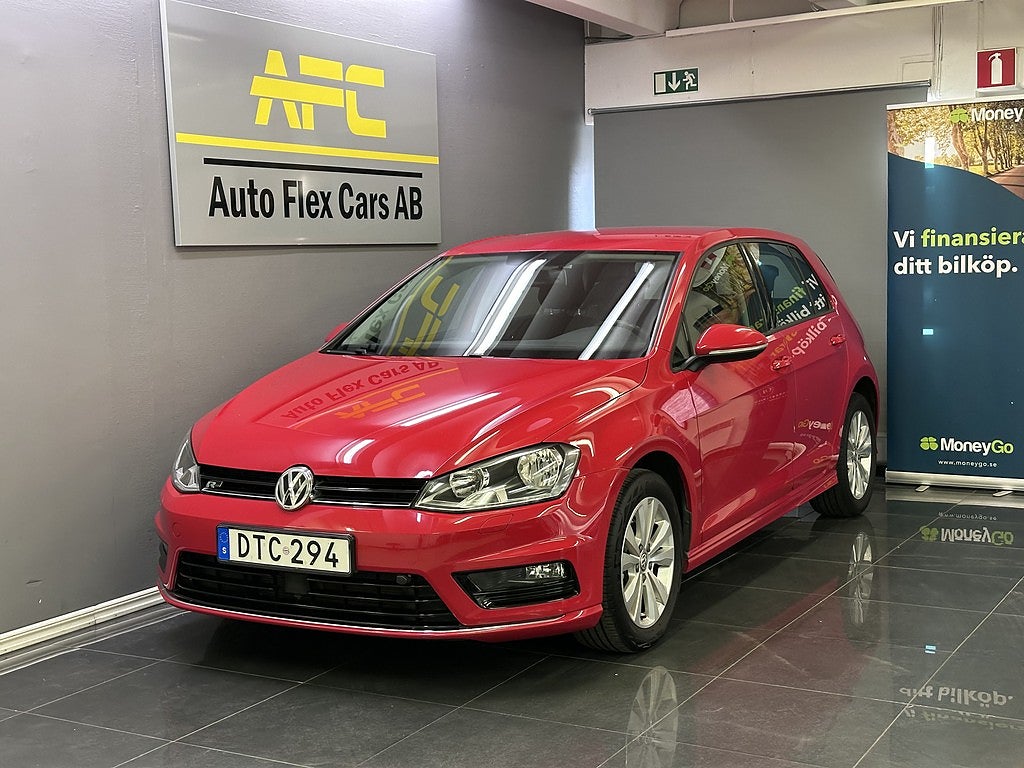 Volkswagen Golf 5-dörrar 1.2 TSI BMT Masters | R-line | Kamera | S+V