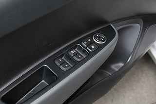 Halvkombi Hyundai i10 11 av 22