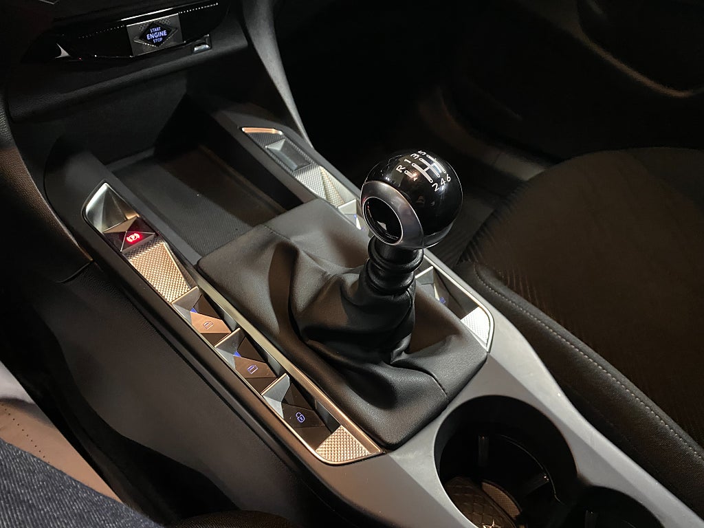 Bild på DS 3 Prestige Crossback 1.2 PureTech 100hk 