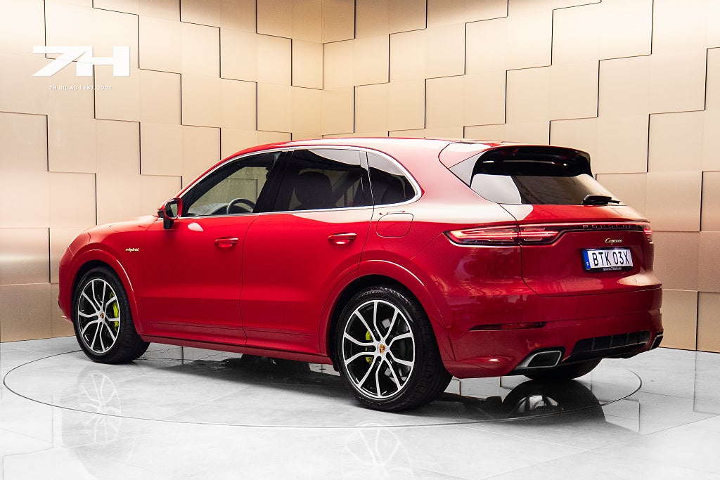 Porsche Cayenne E-Hybrid / InnoDrive / Night Vis. / Mass & Vent / HuD