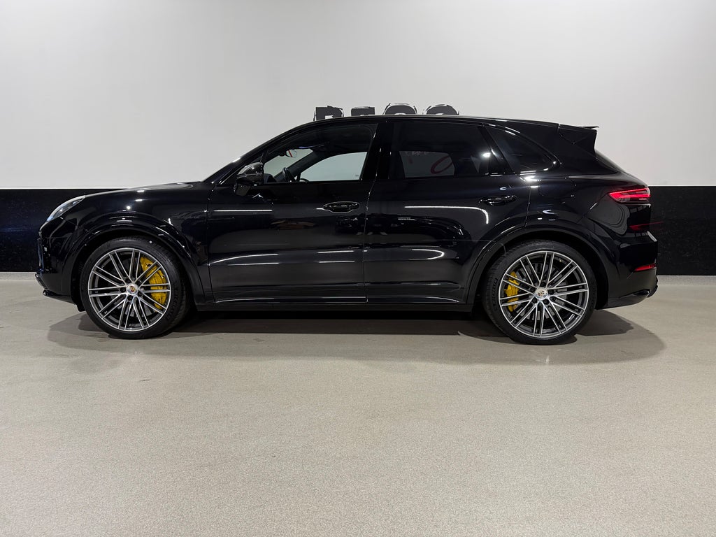 Porsche Cayenne Turbo S E-Hybrid 680hk