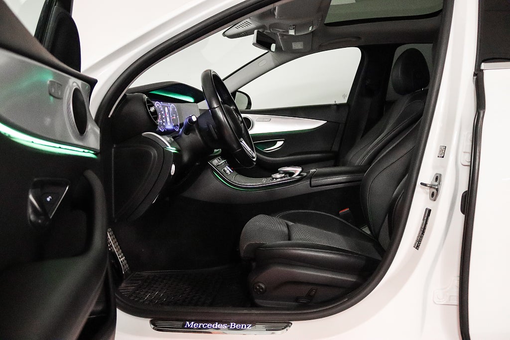 Mercedes-Benz E 200 d Avantgarde Panorama Widescreen Dragkrok