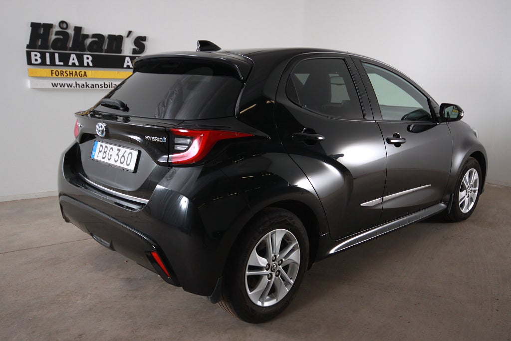 Toyota Yaris 2022 - miniatyr 2