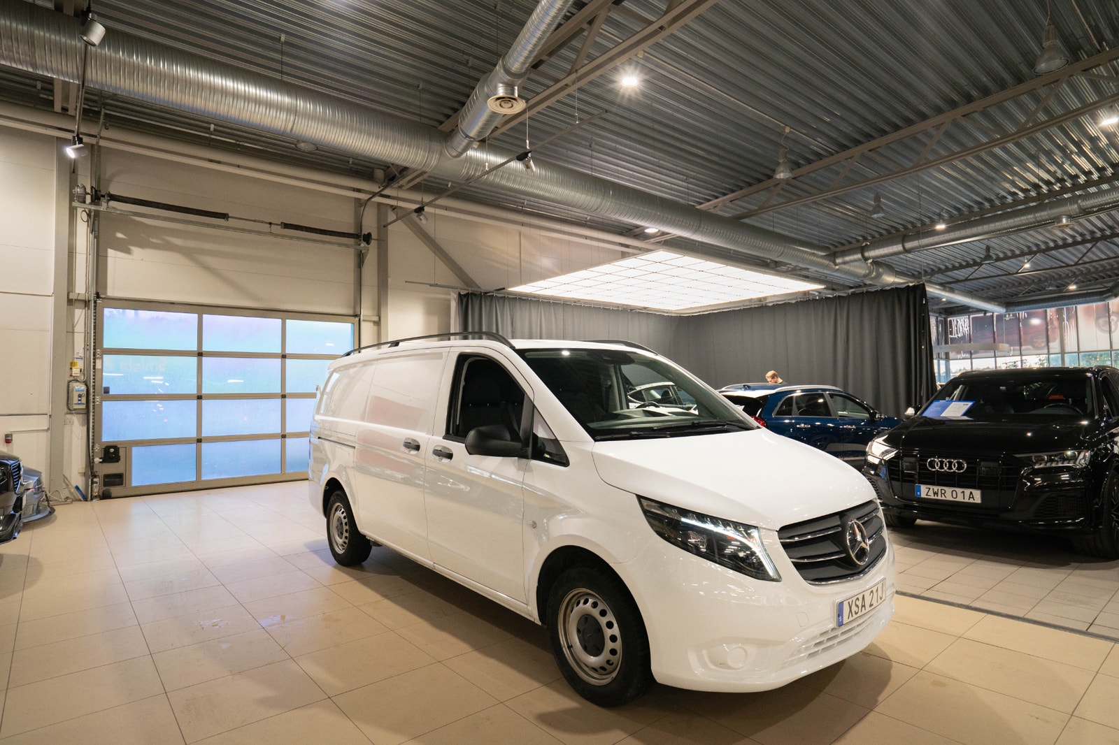 Mercedes-Benz Vito 116 CDI LÅNG L2 D-VÄRMARE KAMERA DRAG MOMS 1-ÄGARE 2023 - miniatyr 4