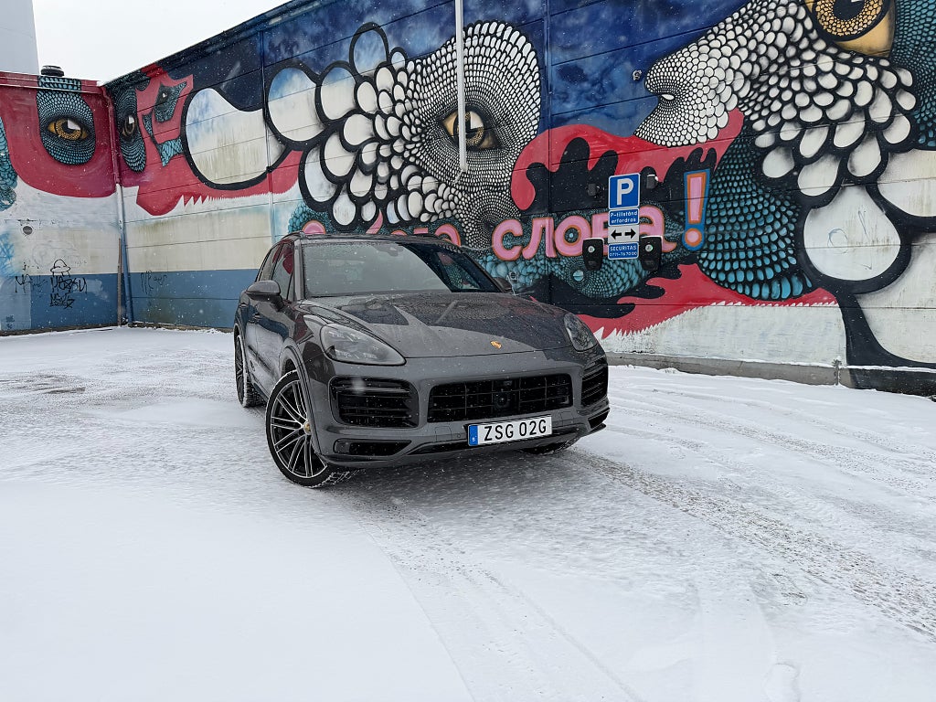 Porsche Cayenne E-Hybrid TipTronic  PANORAMA-KEYLESS-EL-DRAG