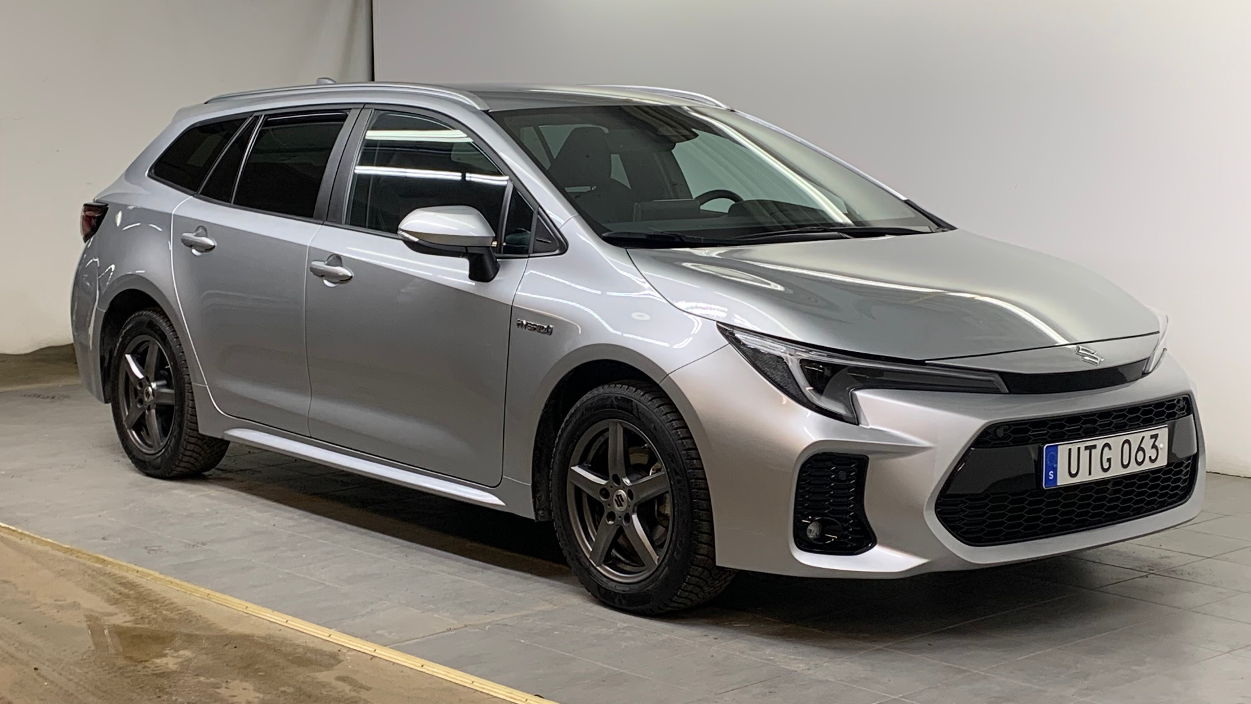 Suzuki Swace 2023, bild 3/46