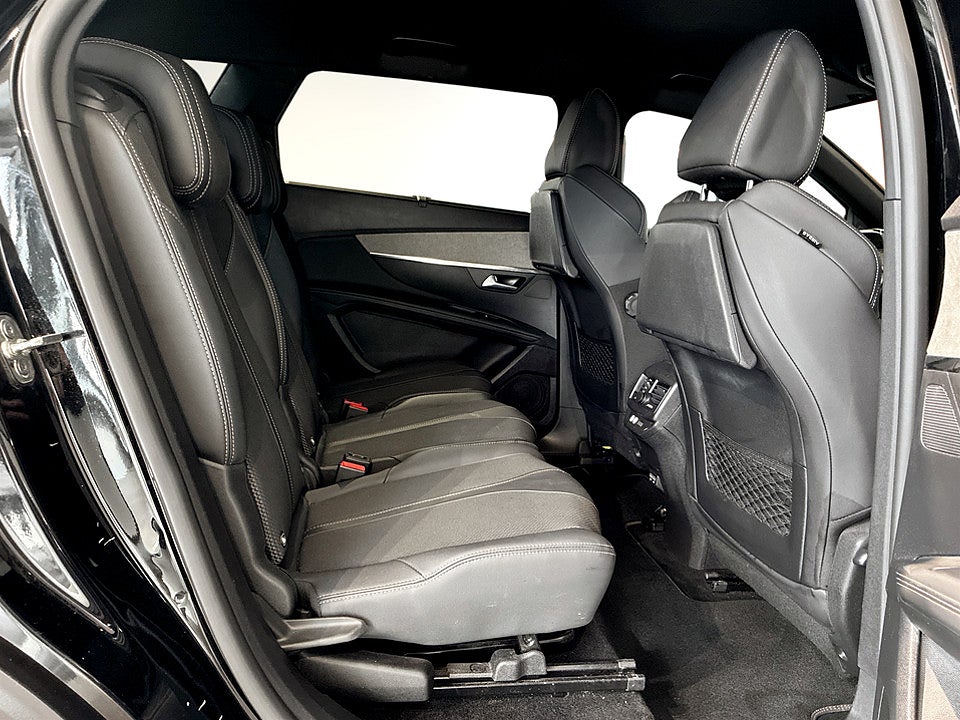 Bild på Peugeot 5008 GT 12 PT 130hk Aut 7-SITS B-KAMERA CARPLAY