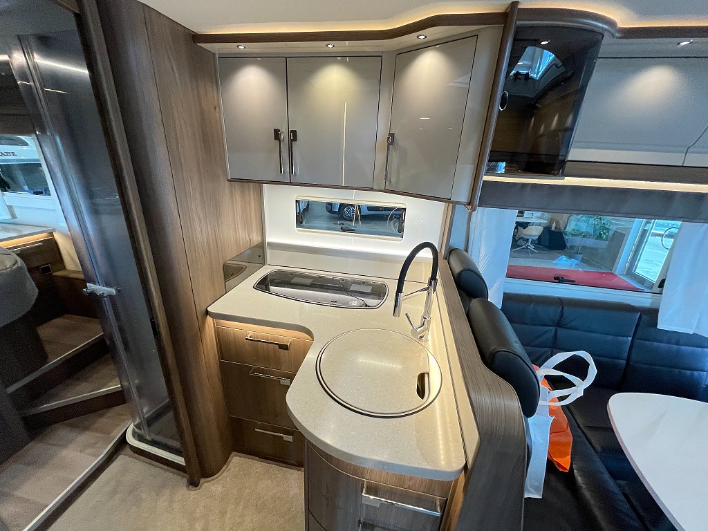 Kabe Imperial 790 LQB /Hydraul-ben /AC-Bodel/Cinderella/Solcell/Litiu - Kabe