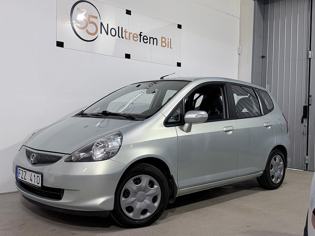 Honda Jazz 1.3 CVT  NyServ,-1Ägare Lågmil