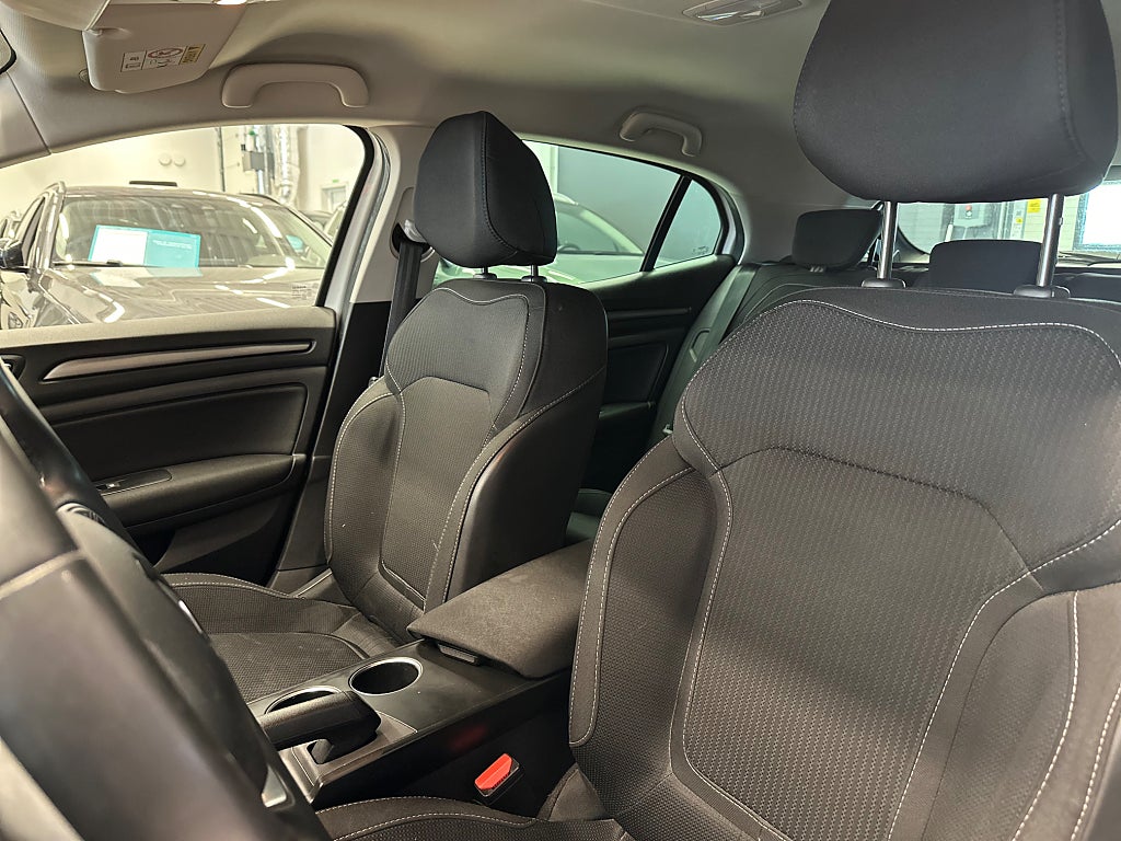 Renault Mégane 1.5 Blue dCi EDC Euro 6/  4.99%RÄNTA