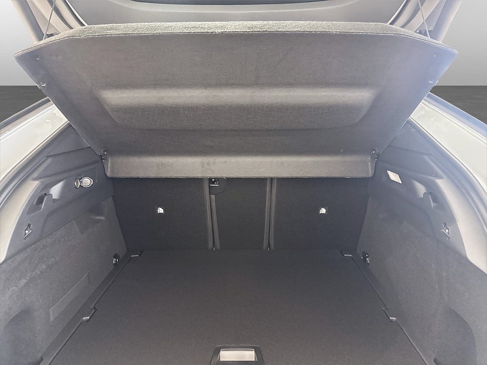 Bild på Peugeot 3008 Edition Hybrid - OMGÅENDE LEVERANS!