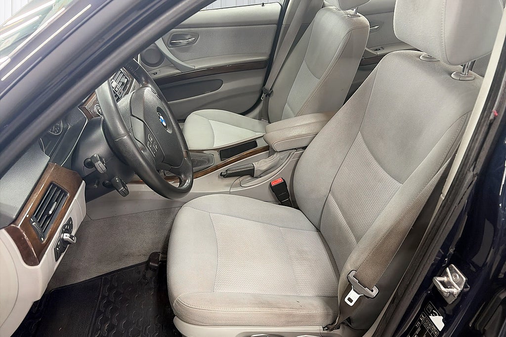 BMW 320D 2009