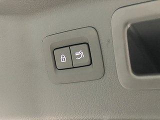 SUV Mazda CX-80 12 av 12