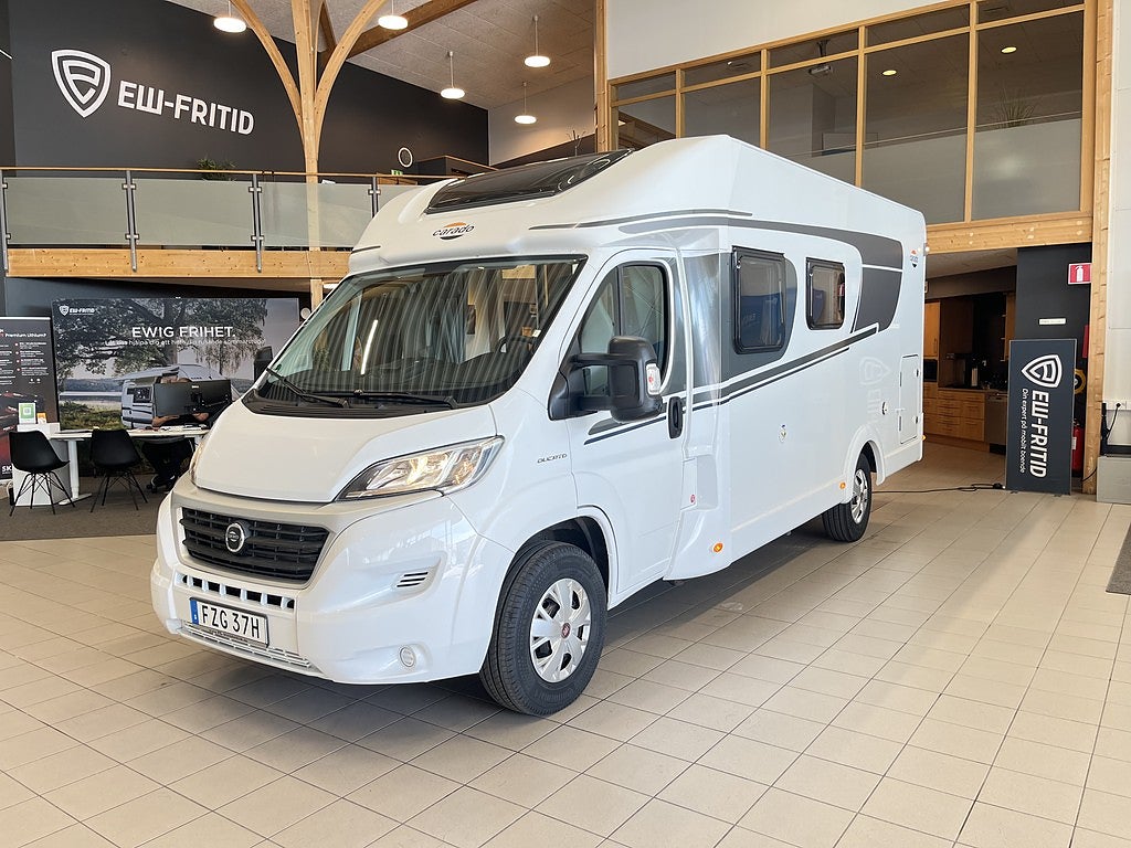 Carado CAPRON (TRUMA+3500kg+Man 140hk+Taksäng+7m+Solcell)