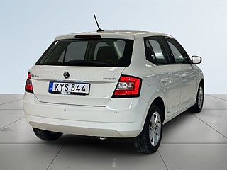 Skoda Fabia 1.0 TSI Style Mvärm P-sen Farthållare S&V-däck Nyservad – bild 6
