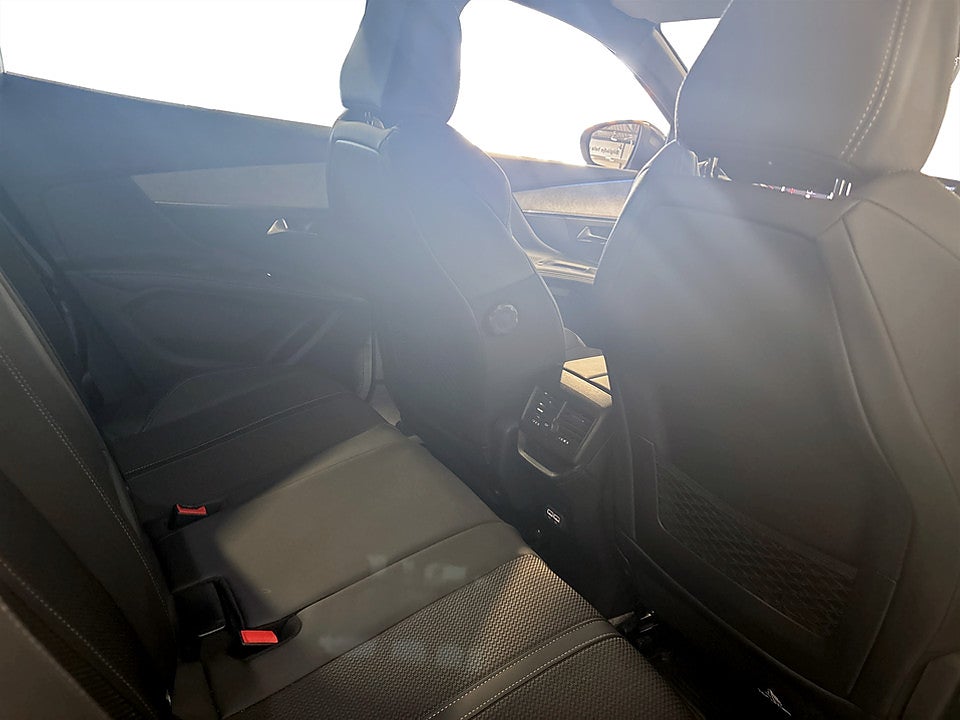 Bild på Peugeot 3008 GT 1.2 PT 130hk Aut B-KAMERA CARPLAY
