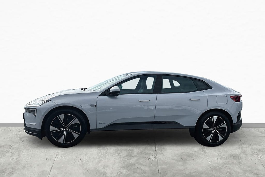 Polestar 4 Long Range Single Motor Plus Pilot 