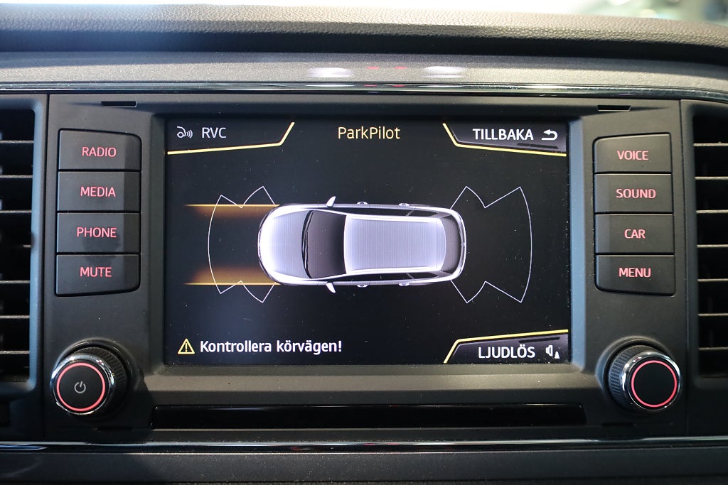 Seat Leon ST 1.4 TSI FR Pano Drag Kamera PDC Blåtand 2016