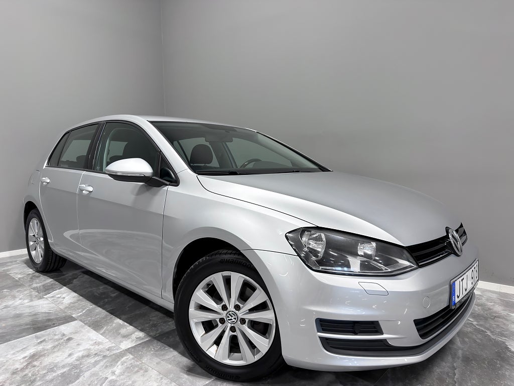 Volkswagen Golf 1.6 TDI/BT/Adaptivt farthållare/Fullservad/2-bruk/105HK