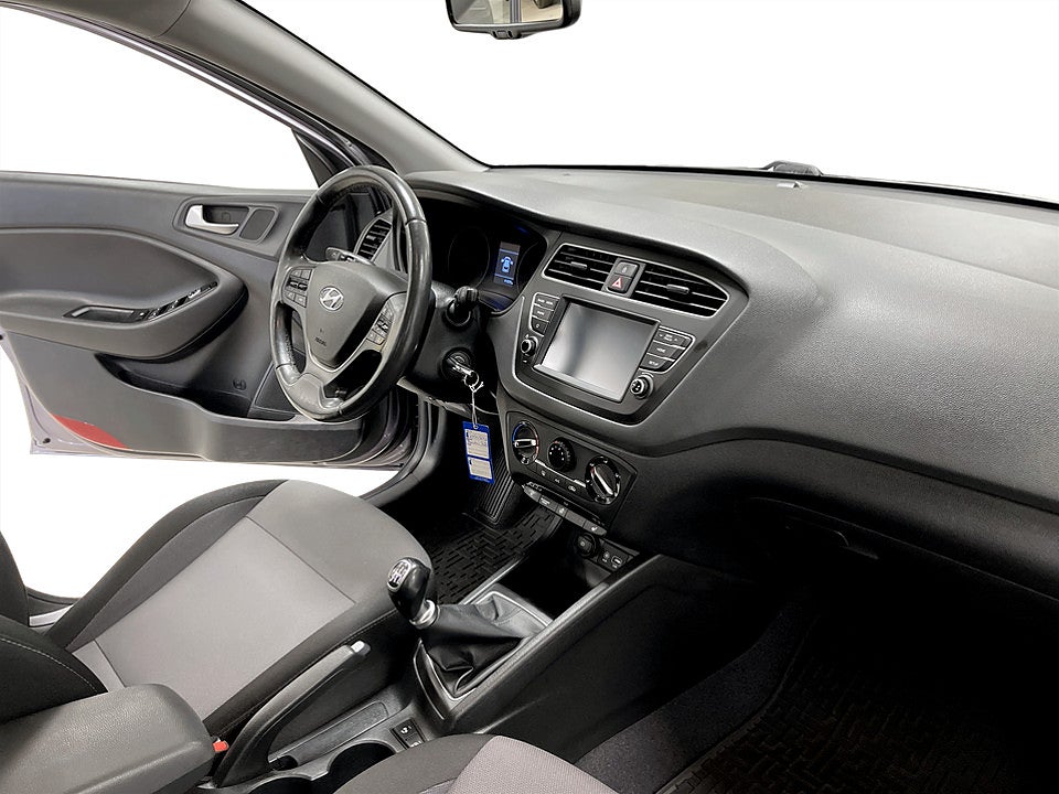Bild på Hyundai i20 Comfort Premium 1.2 84hk B-KAMERA CARPLAY NYSERVAD