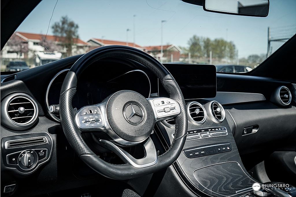 Mercedes-Benz C 200 Cabriolet AMG 184hk / 360 / Burmester / SE SPEC