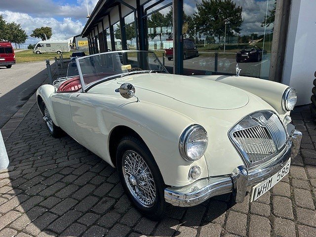 MG MGA 1500 Roadster