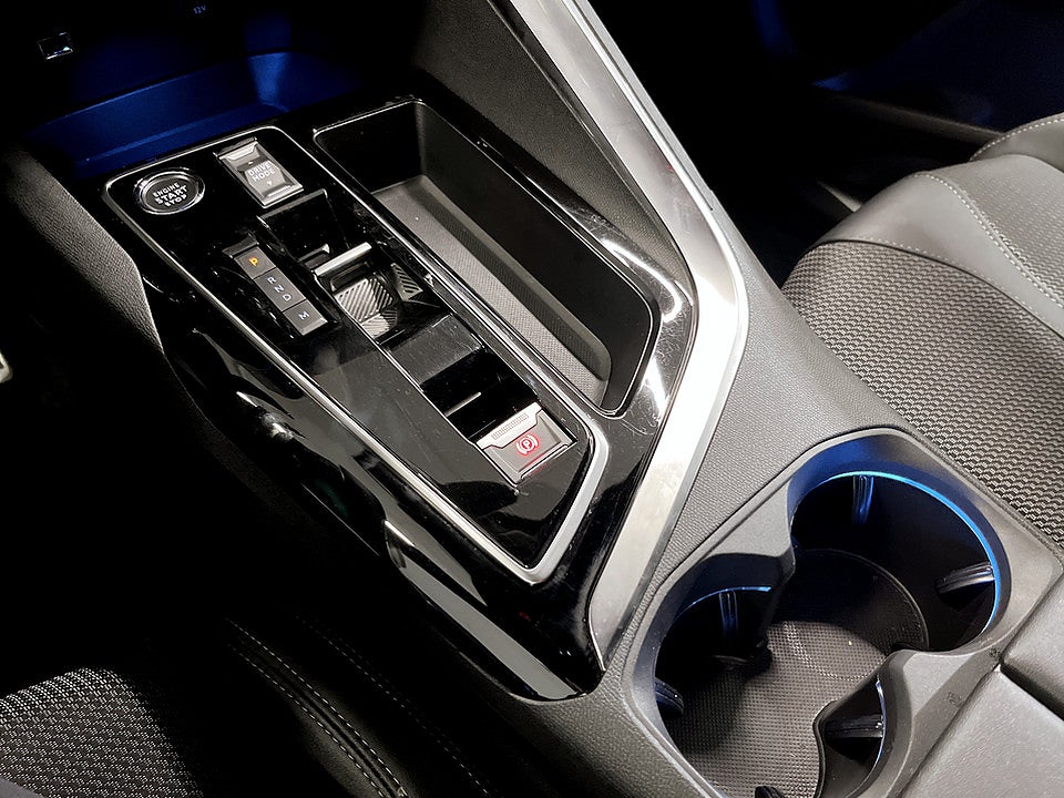 Bild på Peugeot 5008 GT 1.2 PT 130hk Aut 7-SITS B-KAMERA CARPLAY