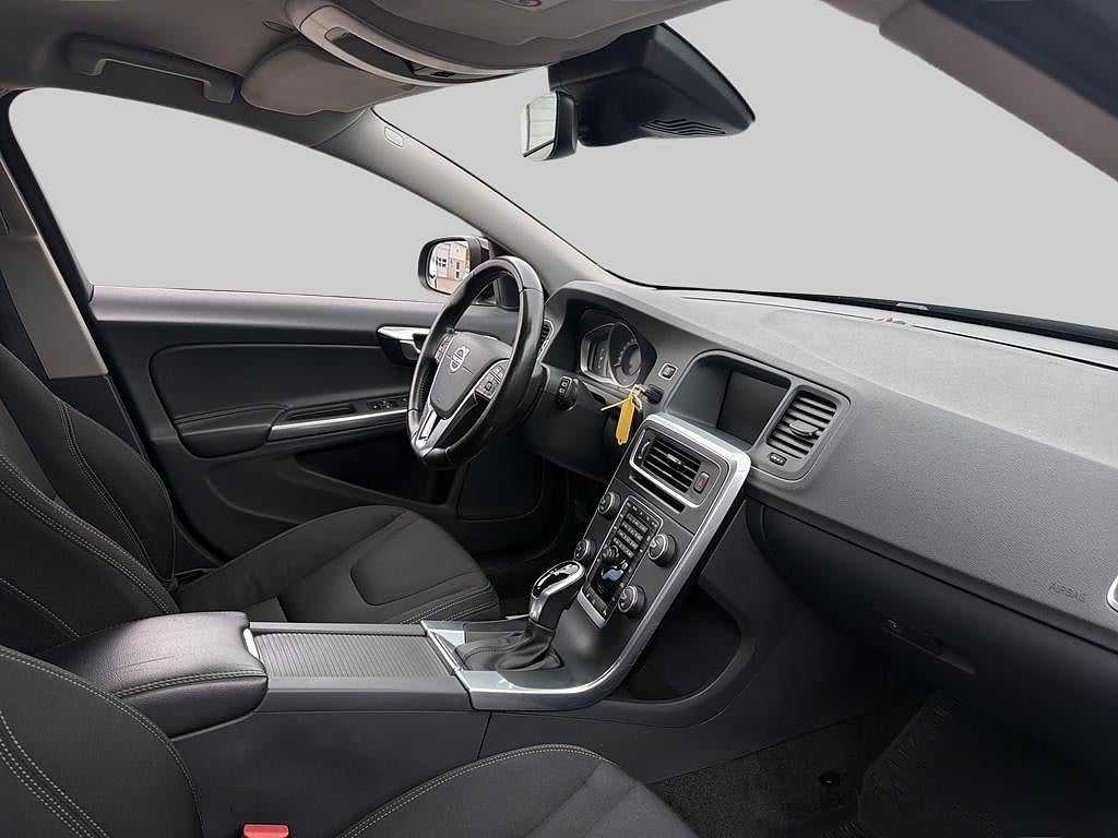 Volvo V60 2018 - miniatyr 6