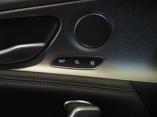 Sedan Kia Stinger 21 av 31