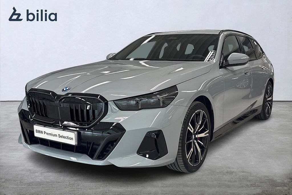 BMW i5 xDrive 40 Touring | DEMOBIL | Bowers & Wilkins | Aktiv farth. 
