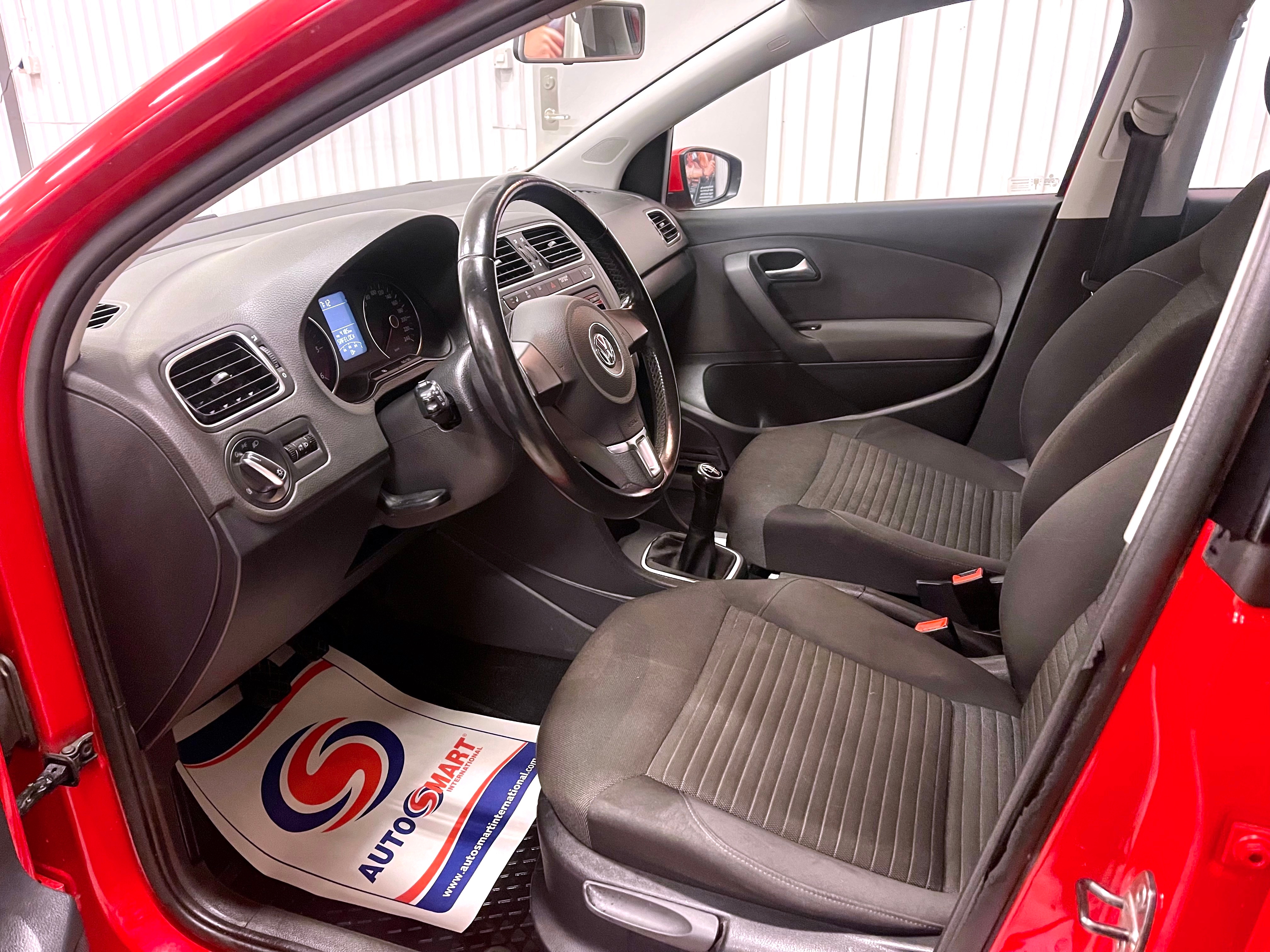 Volkswagen Polo 2011, bild 6/40