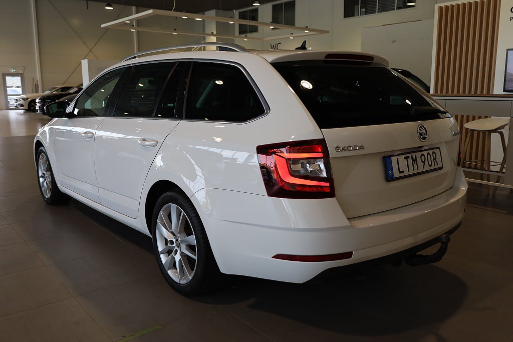 Skoda Octavia Kombi 1.5 TSI 150hk Style | Kamera | Värmare | Drag | 2020