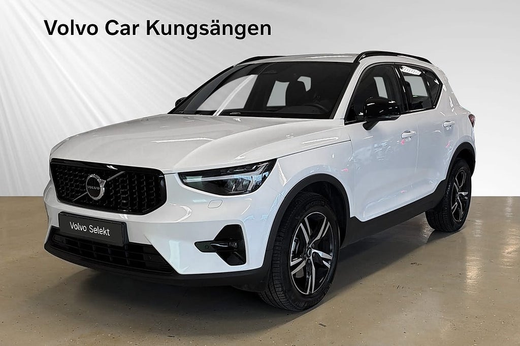 Volvo XC40 B4 FWD Bensin Plus Dark
