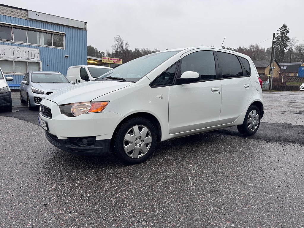 Mitsubishi Colt 5DR EN ÄGRE 6400 MIL  1.3 MIVEC ClearTec AS&G