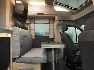 Husbil-halvintegrerad Knaus Van Ti Plus 650 MEG | 6 av 16