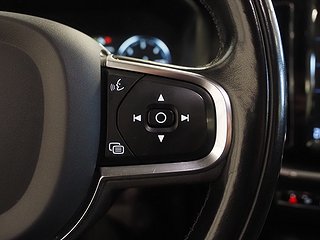 SUV Volvo XC60 21 av 26