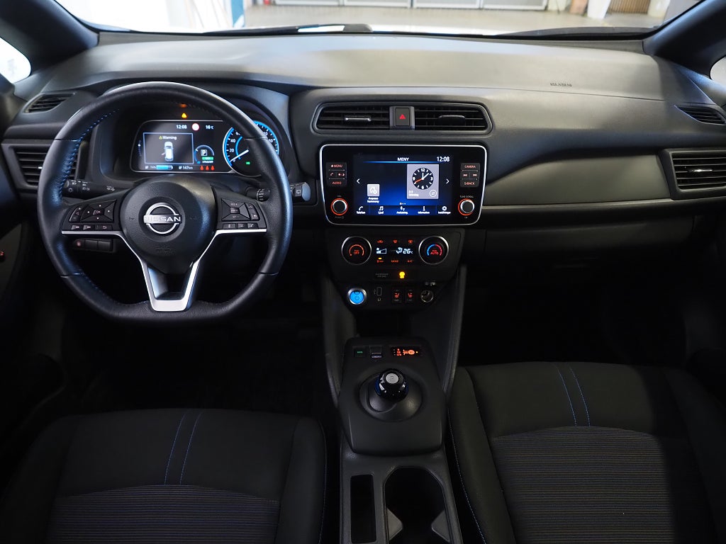 Nissan Leaf 40 kWh 150hk Acenta |Backkamera| Rattvärme |