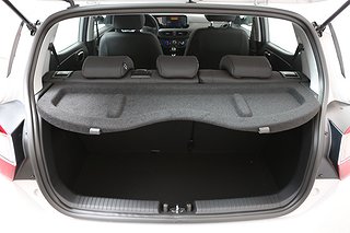 Halvkombi Hyundai i10 7 av 21