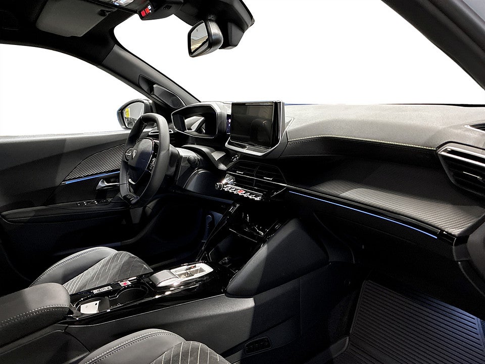 Bild på Peugeot 2008 2008 GT Hybrid Aut - DEMO