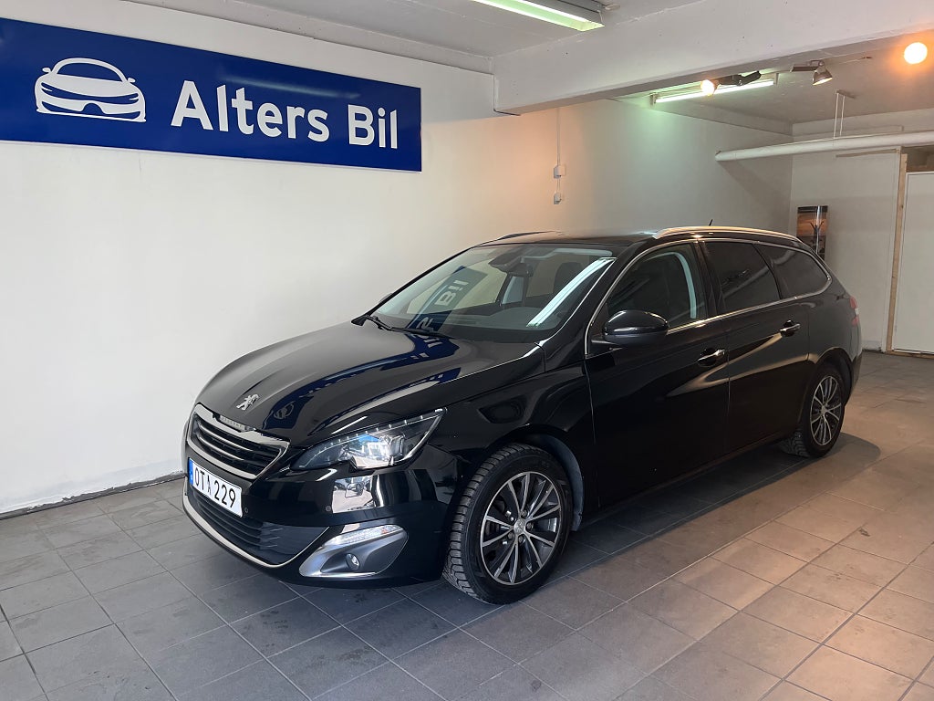 Peugeot 308 sw 1.2 PureTech 130 Allure  Nya modellen  Årskatt 360kr